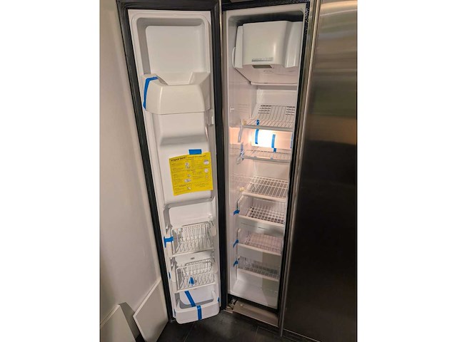 Combinatie van kavels 10 t/m 19 (showroomkeuken met hoogwaardige apparatuur) - afbeelding 31 van  58