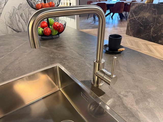 Combinatie van kavels 11 t/m 17 (das showroomkeuken met hoogwaardige apparatuur) - afbeelding 28 van  49