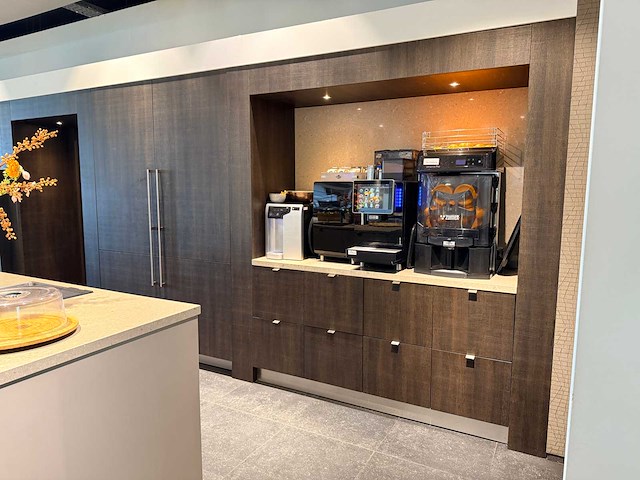 Combinatie van kavels 15 t/m 23 (kookstudio met diverse apparaten) - afbeelding 40 van  82