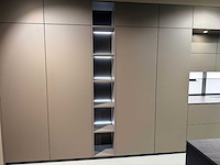 Combinatie van kavels 19 t/m 23 (next125 beurskeuken met v-zug apparatuur) - afbeelding 2 van  45