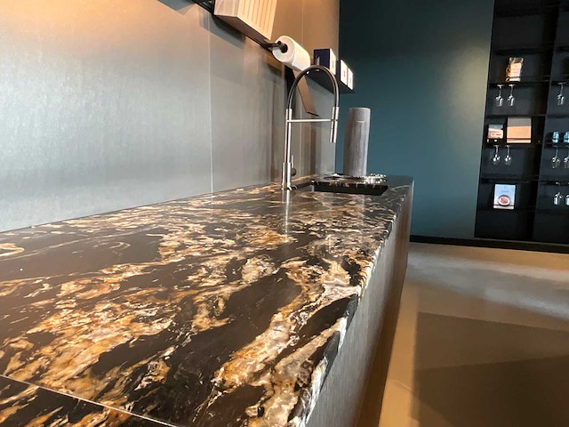 Combinatie van kavels 19 t/m 23 (stosa showroomkeuken met gaggenau apparatuur) - afbeelding 5 van  26