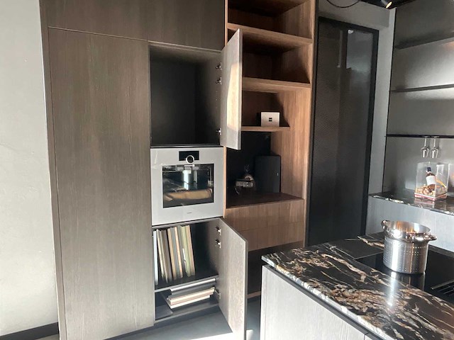 Combinatie van kavels 19 t/m 23 (stosa showroomkeuken met gaggenau apparatuur) - afbeelding 18 van  26