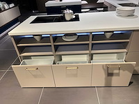 Combinatie van kavels 19 t/m 28 (pronorm beurskeuken met gaggenau apparatuur) - afbeelding 8 van  17