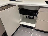 Combinatie van kavels 19 t/m 28 (pronorm beurskeuken met gaggenau apparatuur) - afbeelding 3 van  66