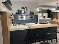 Combinatie van kavels 30 t/m 37 (pronorm beurskeuken met gaggenau apparatuur) - afbeelding 15 van  16