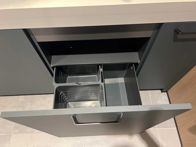 Combinatie van kavels 30 t/m 37 (pronorm beurskeuken met gaggenau apparatuur) - afbeelding 6 van  35