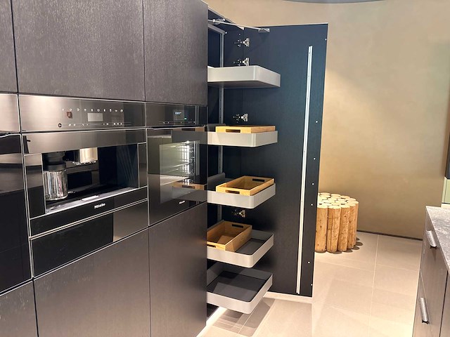 Combinatie van kavels 39 t/m 46 (next125 beurskeuken met miele apparatuur) - afbeelding 32 van  42