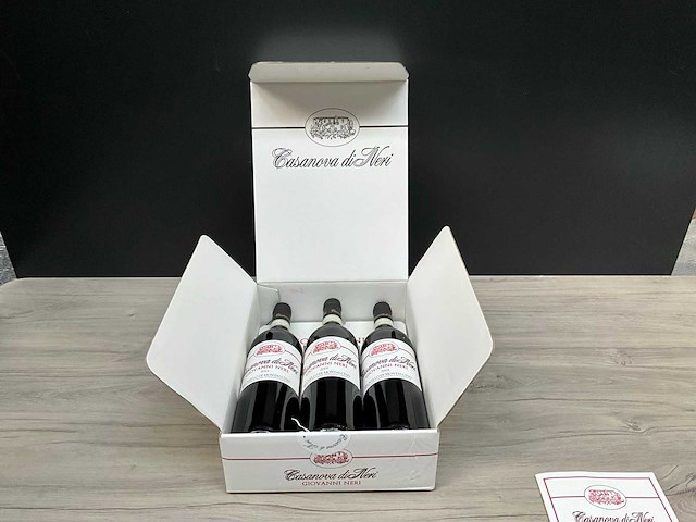 Combinatie van kavels 4 t/m 6 casanova di neri brunello di montalcino giovanni neri 2019 (3x) - afbeelding 3 van  4
