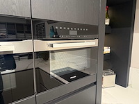 Combinatie van kavels 45 t/m 50 (schröder showroomkeuken met miele apparatuur) - afbeelding 13 van  30