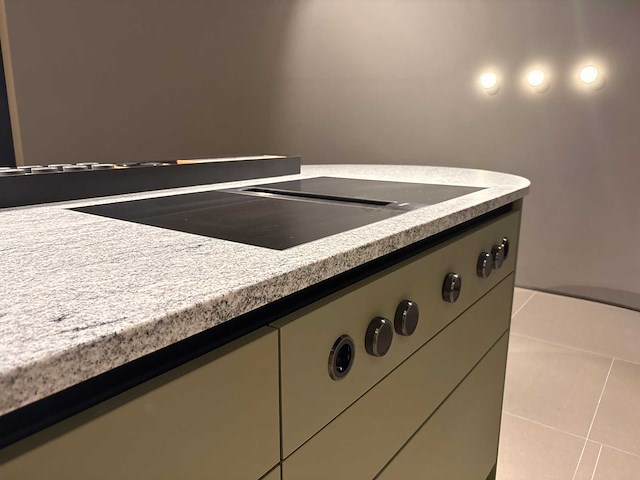 Combinatie van kavels 48 t/m 54 (next125 beurskeuken met bora professional en miele apparatuur) - afbeelding 10 van  31