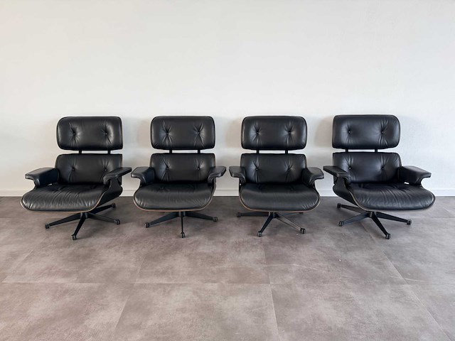 Combinatie van kavels 50 t/m 54 (4 vitra eames loungestoelen) - afbeelding 1 van  9