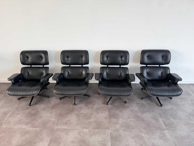 Combinatie van kavels 50 t/m 54 (4 vitra eames loungestoelen) - afbeelding 5 van  9