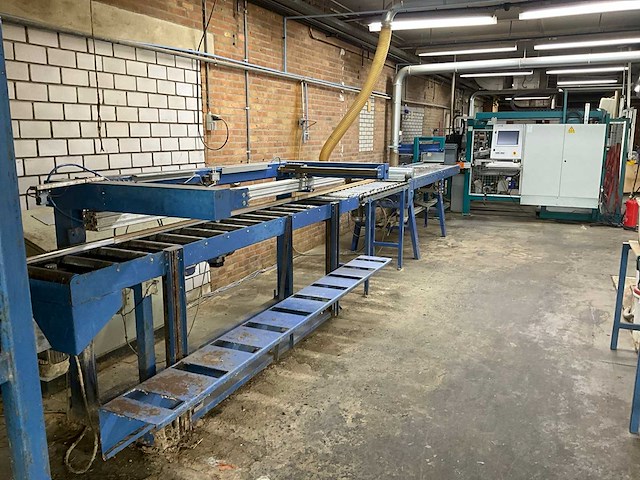 Combinatie van kavels 6 en 7 lijmstraat en lijmpersinstallatie - afbeelding 2 van  2