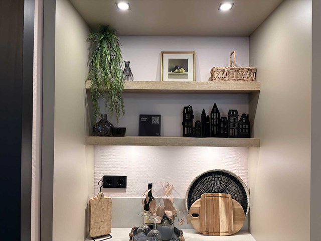 Combinatie van kavels 8 t/m 14 (keller showroomkeuken met bora apparatuur) - afbeelding 17 van  50