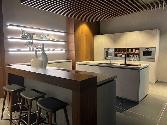 Combinatie van kavels 9 t/m 17 (pronorm beurskeuken met gaggenau apparatuur) - afbeelding 9 van  22