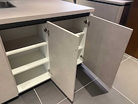 Combinatie van kavels 9 t/m 17 (pronorm beurskeuken met gaggenau apparatuur) - afbeelding 14 van  51