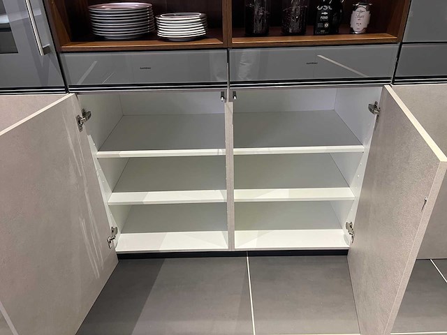 Combinatie van kavels 9 t/m 17 (pronorm beurskeuken met gaggenau apparatuur) - afbeelding 21 van  51