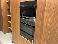 Combinatie van kavels 9 t/m 17 (stosa showroomkeuken met siemens studioline apparatuur) - afbeelding 5 van  43