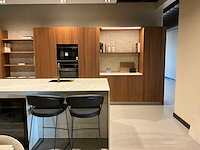Combinatie van kavels 9 t/m 17 (stosa showroomkeuken met siemens studioline apparatuur) - afbeelding 12 van  43