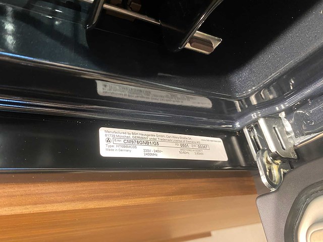 Combinatie van kavels 9 t/m 17 (stosa showroomkeuken met siemens studioline apparatuur) - afbeelding 7 van  43