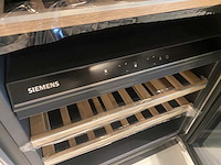 Combinatie van kavels 9 t/m 17 (stosa showroomkeuken met siemens studioline apparatuur) - afbeelding 35 van  43