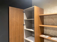 Combinatie van kavels 9 t/m 17 (stosa showroomkeuken met siemens studioline apparatuur) - afbeelding 42 van  43