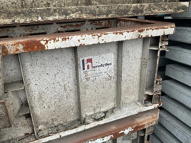 Combinatiekavel betonblokmallen "lego" kavel 256 t/m 264 - afbeelding 4 van  11