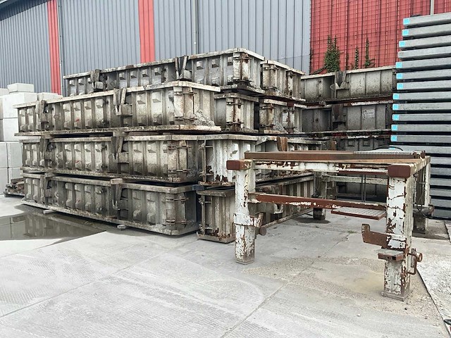Combinatiekavel betonblokmallen "lego" kavel 256 t/m 264 - afbeelding 1 van  11