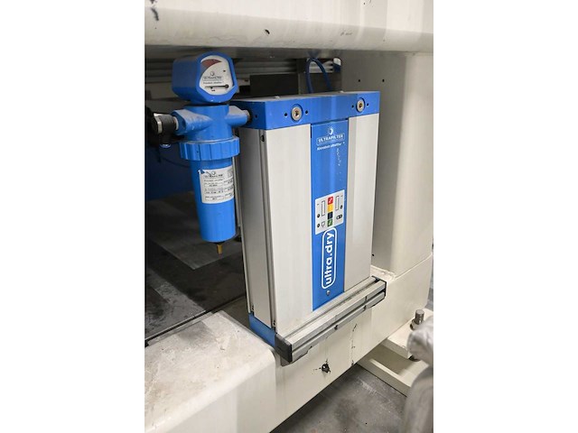 Combinatiekavel complete hegla / benteler glasbewerkingslijn met transportbanen en glaslaadsysteem, kavels 100-119 - afbeelding 23 van  221