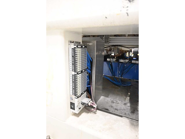 Combinatiekavel complete hegla / benteler glasbewerkingslijn met transportbanen en glaslaadsysteem, kavels 100-119 - afbeelding 25 van  221