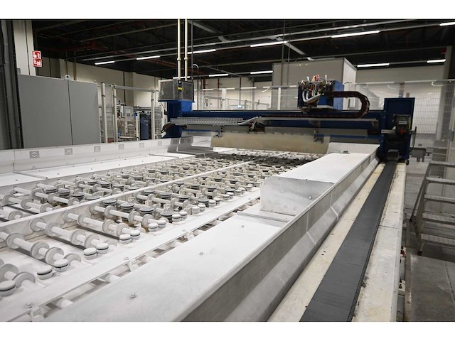 Combinatiekavel complete hegla / benteler glasbewerkingslijn met transportbanen en glaslaadsysteem, kavels 100-119 - afbeelding 29 van  221