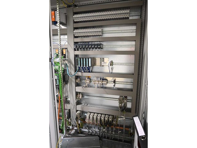 Combinatiekavel complete hegla / benteler glasbewerkingslijn met transportbanen en glaslaadsysteem, kavels 100-119 - afbeelding 40 van  221