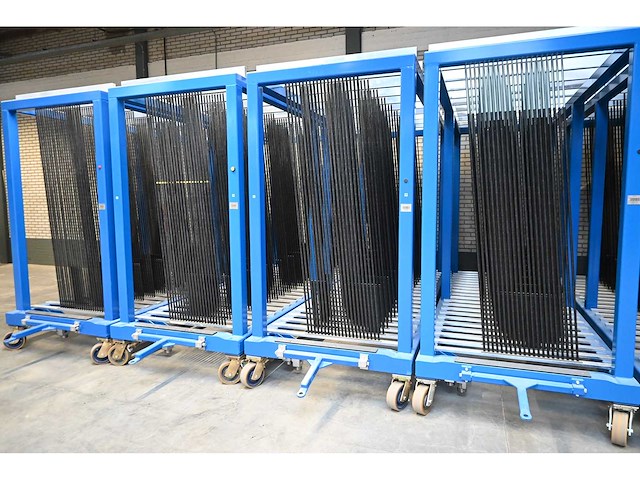 Combinatiekavel complete hegla / benteler glasbewerkingslijn met transportbanen en glaslaadsysteem, kavels 100-119 - afbeelding 35 van  221