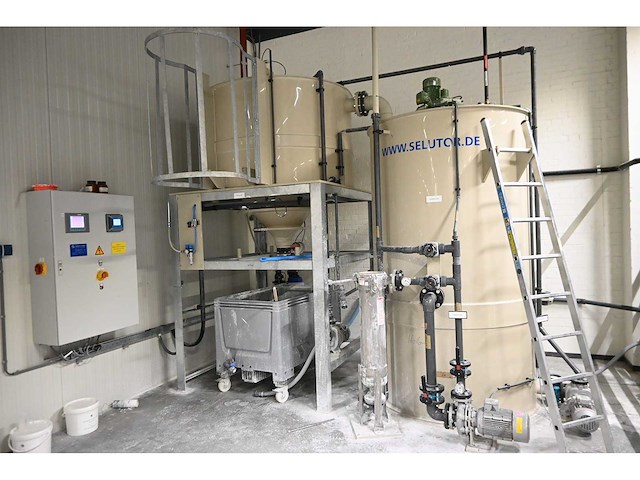 Combinatiekavel complete hegla / benteler glasbewerkingslijn met transportbanen en glaslaadsysteem, kavels 100-119 - afbeelding 81 van  221