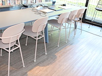 Combinatiekavel van 10 design stoelen tondina by favaretto/partners for infiniti w.v. 2 met armleuningen. k... combinatiekavel - afbeelding 2 van  3