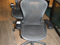Combinatiekavel van 11 ergonomische bureaustoelen herman miller model aeron medium. kavels c005 en c161 t/m... combinatiekavel - afbeelding 3 van  3