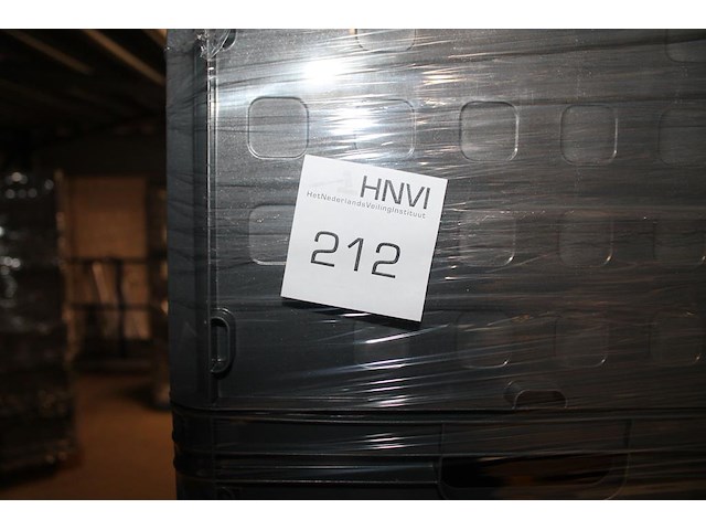 Combinatiekavel van 24 pallets met 24 /48 kunststof stapelbakken sunware met afmeting 30/60 x 40 x 37 cm. k... combinatiekavel - afbeelding 2 van  2