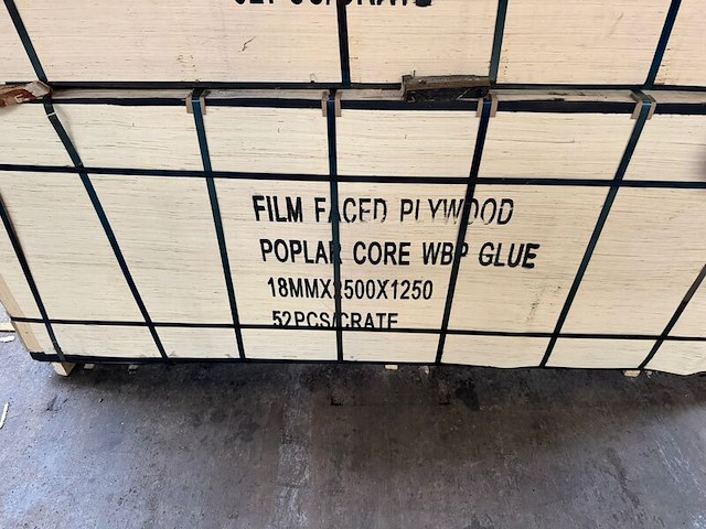 Combinatiekavel van kavel: 1 t/m 8 | 18x pallet populierenmultiplex platen - afbeelding 9 van  9