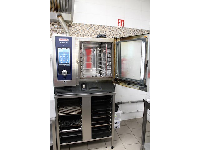 Combisteamer rational type icombi pro, model lm100b, serienummer e61sj24023115529 voorzien van wifi en geke... - afbeelding 3 van  7