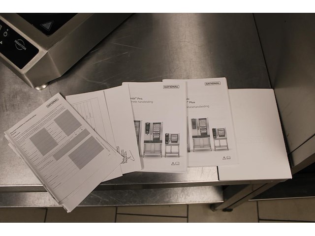 Combisteamer rational type icombi pro, model lm100b, serienummer e61sj24023115529 voorzien van wifi en geke... - afbeelding 7 van  7