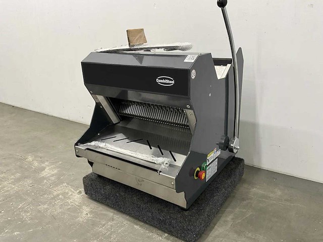 Combisteel - 7061.0200 - broodsnijmachine - afbeelding 2 van  2