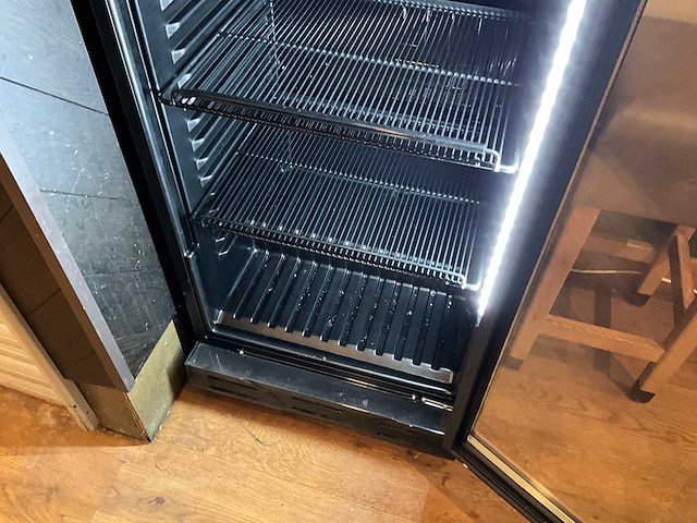 Combisteel - 7464.0090 - glasdeur koelkast - afbeelding 4 van  5