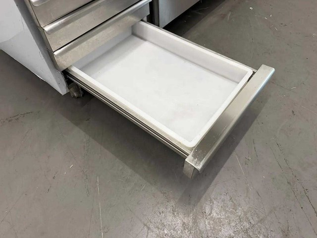 Combisteel - 7950.0042 - pizzakoelwerkbank (2024) - afbeelding 8 van  9