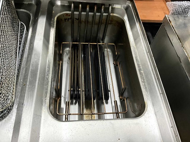 Combisteel dubbele friteuse - afbeelding 5 van  8