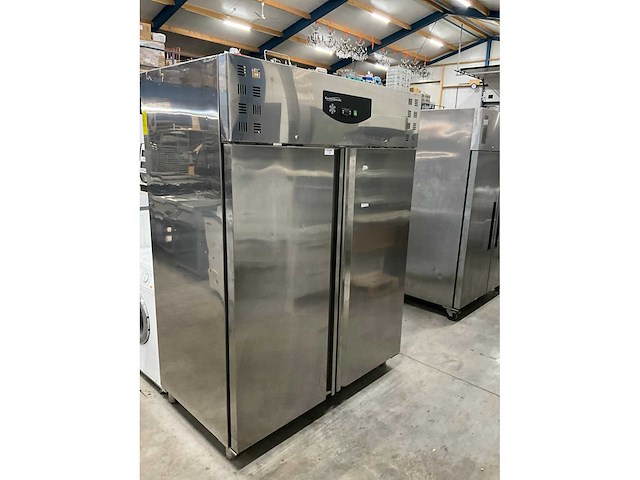Combisteel e-gn1410bt rvs dubbeldeurs vrieskast - afbeelding 2 van  5