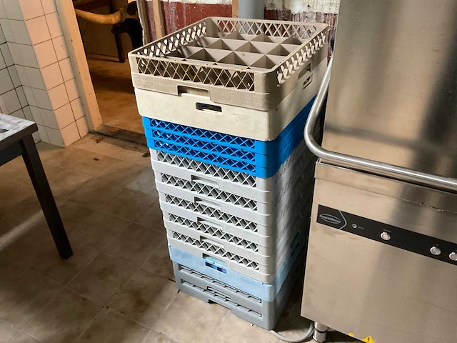 Combisteel korvenvaatwasmachine - afbeelding 4 van  4