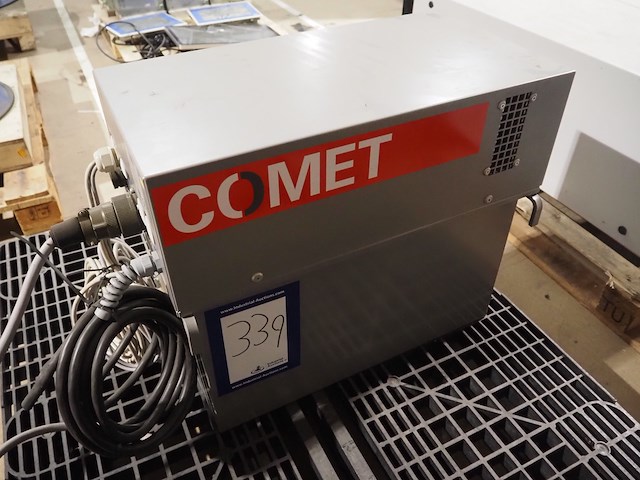 Comet - afbeelding 1 van  8