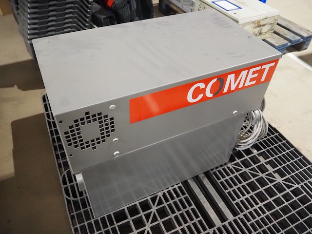 Comet - afbeelding 3 van  8