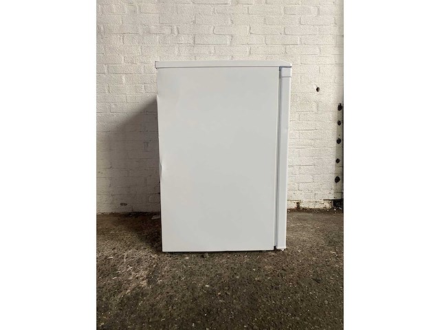 Comfee rcd133wh3(e) koelkast - afbeelding 1 van  2