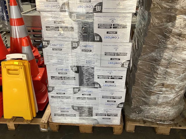 Comfort - hygiëne & protection - zwarte handschoenen maat m - disposables (20x) - afbeelding 1 van  4